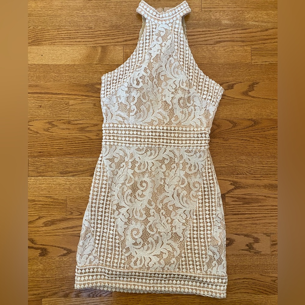 Pretty little thing womens white lacy dress
